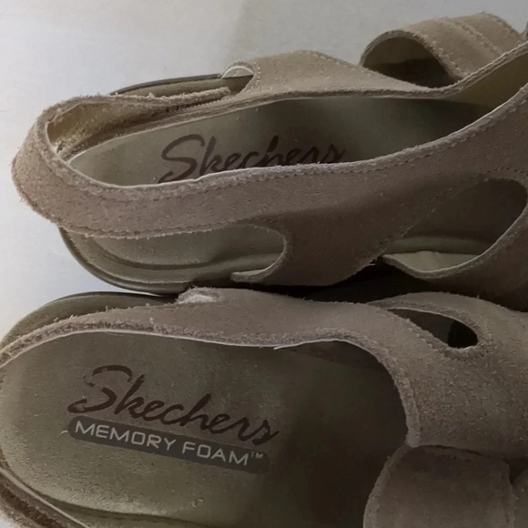 Skechers Women's Suede Peep Top Strappy Adjustable Sling Back Platform Sandal 9 - Picture 7 of 8